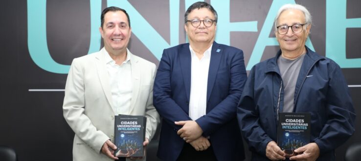 Egresso do PROFIAP lança livro sobre cidades universitárias inteligentes